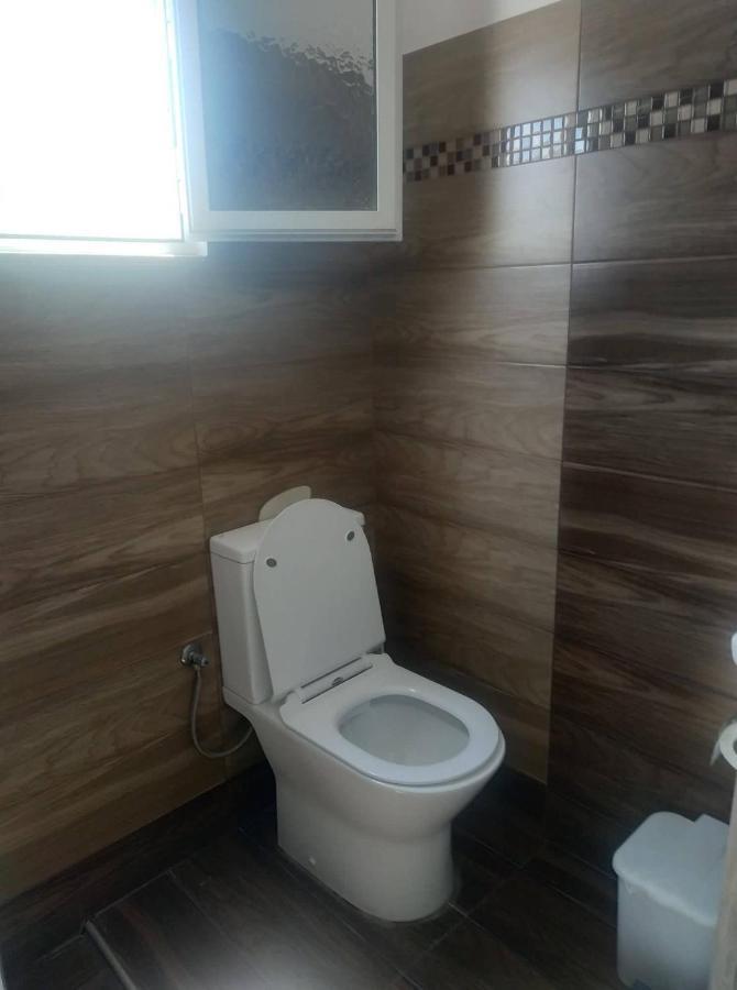 Spiros Apartments Livádia Kültér fotó