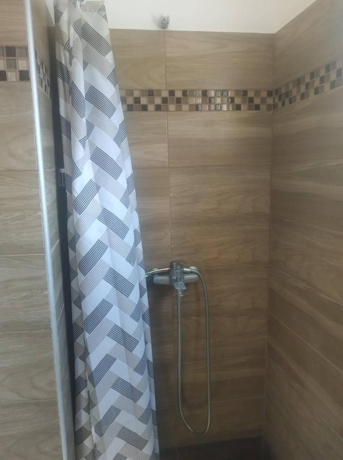 Spiros Apartments Livádia Kültér fotó